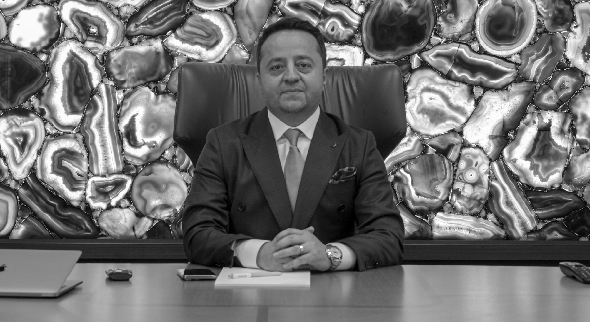 Ünal Memiç